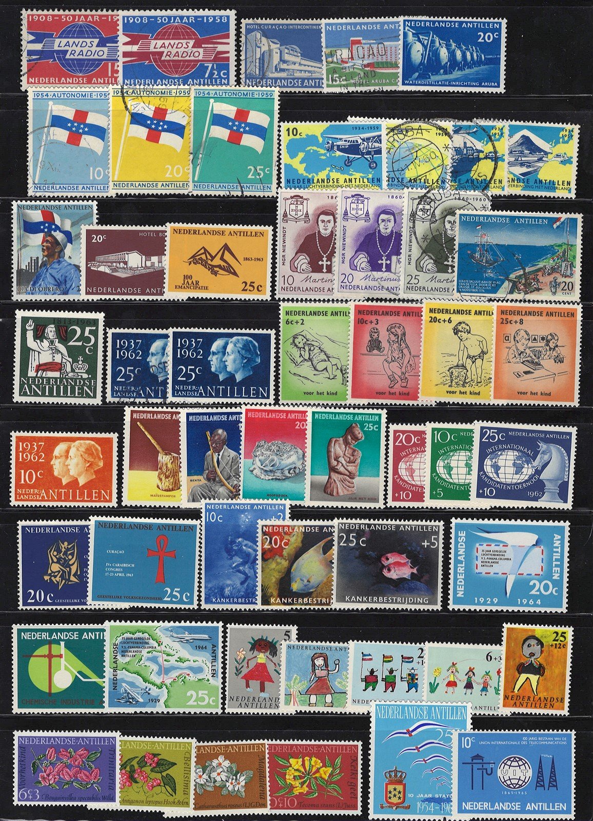 Netherlands Antilles Mint and Used Collection of 465 Stamps & SS Zayix 0425L0006