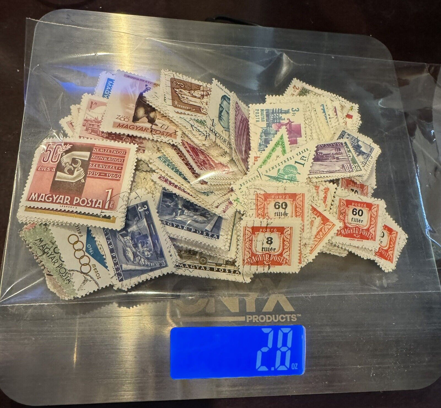 Hungary Horde Off Paper Kiloware Mix 100s of Stamps 2.4 oz ZAYIX 1024M0099