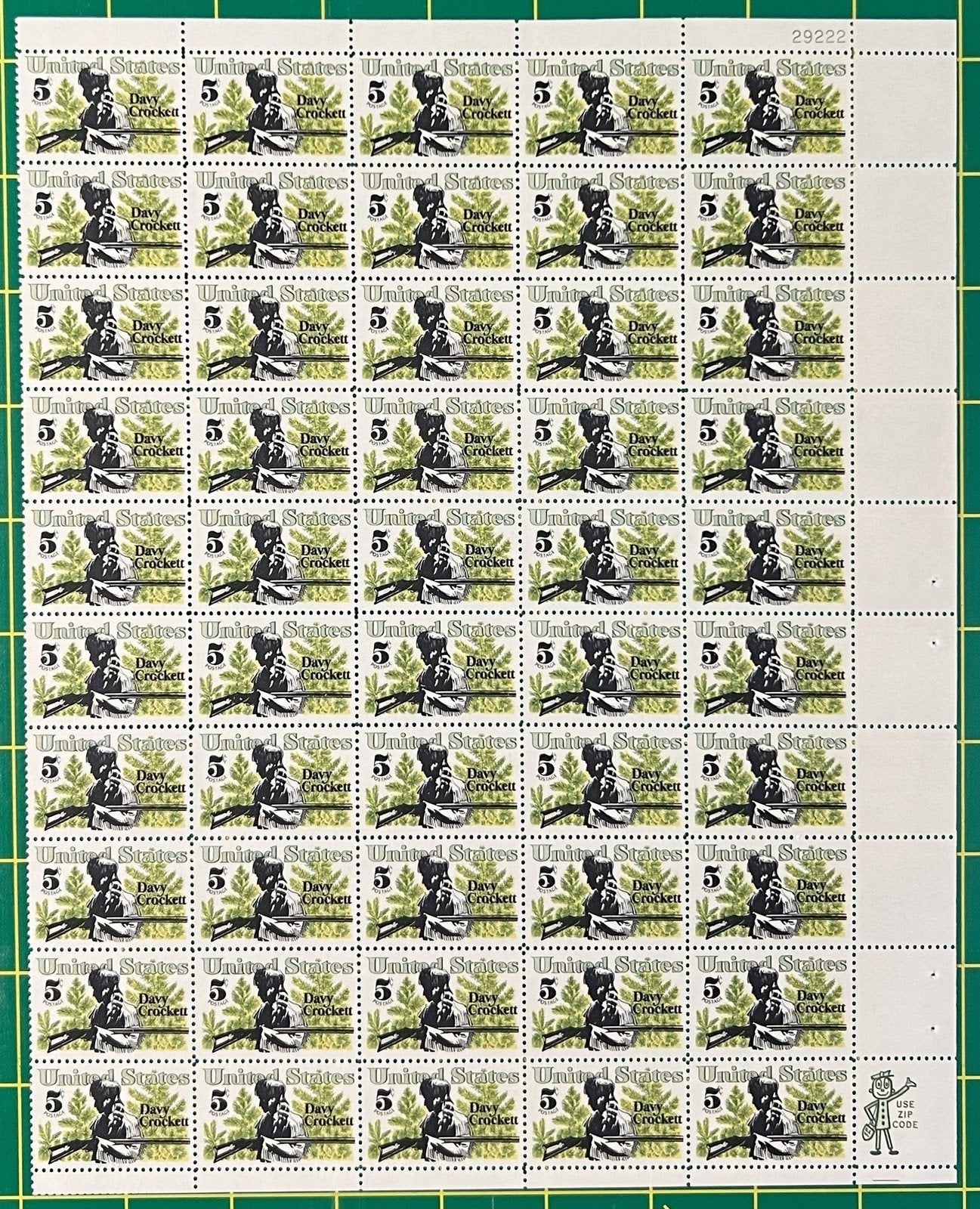 US 1330 MNH Sheet 5 Cent Folklore Davy Crockett ZAYIX 0825L1571