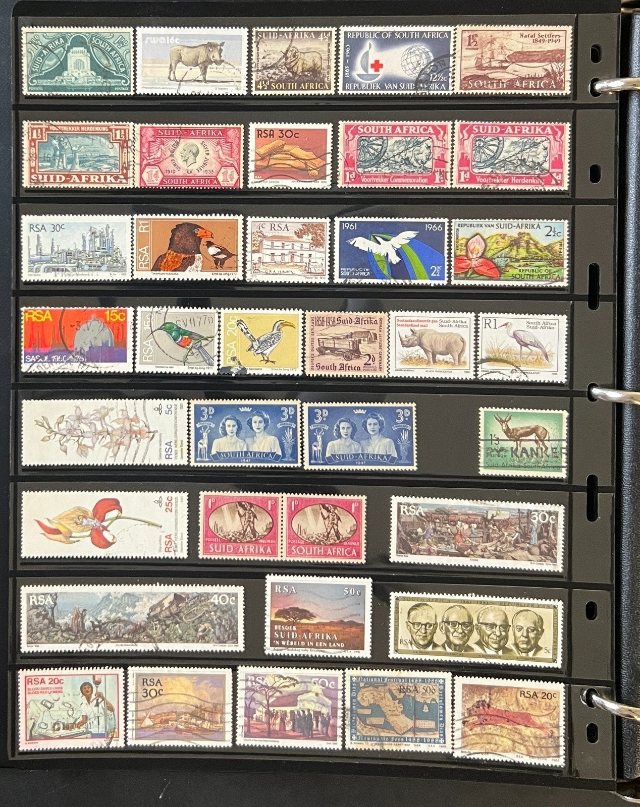 World Wide Stamp Collection 20 Pages Stock Book 500+ Stamps Mint & Used ZAYIX