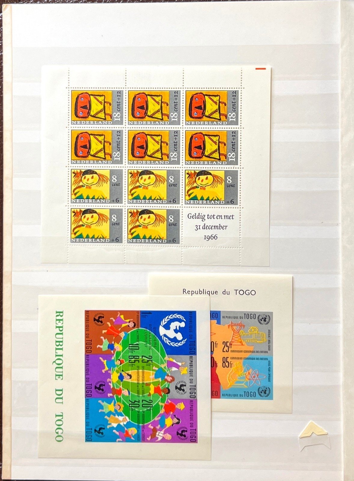 World Wide Assorted Stamp Collection Lighthouse Stockbook MNH ZAYIX