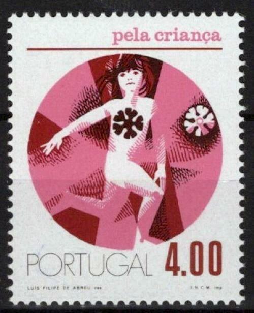 Portugal 1178 MNH 4e Child Flowers ZAYIX 031023S127M