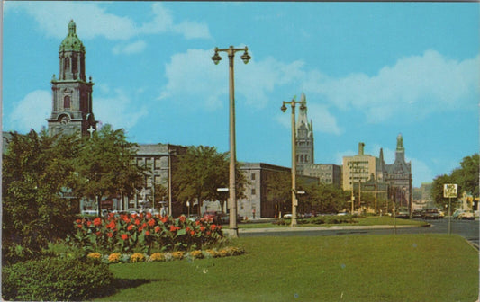 ZAYIX Kilbourn Ave., Looking West, Milwaukee, Wisconsin vintage Postcard