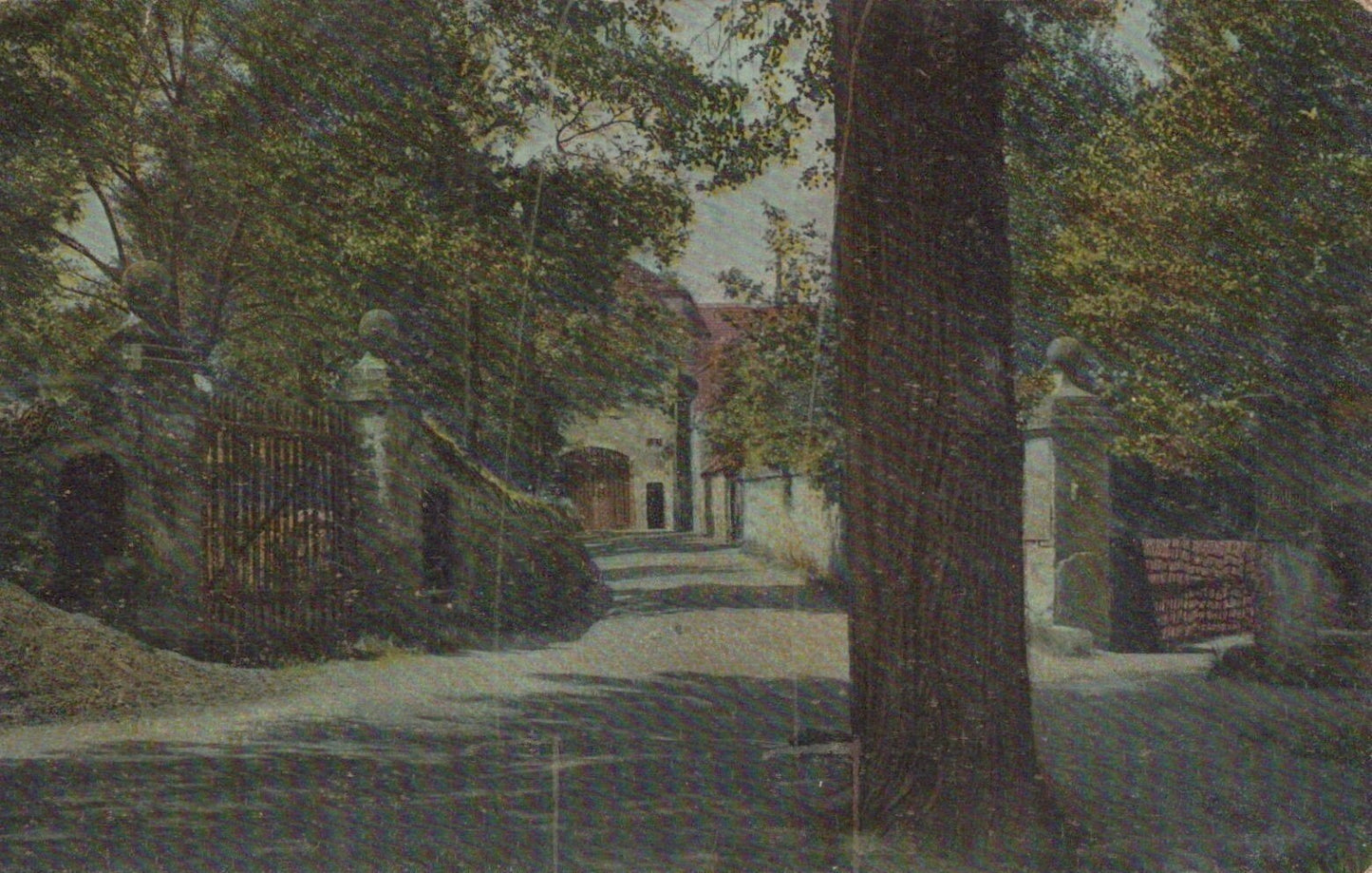 Mansion Gateway, Paducah, KY Machine Cancel 0324M0351 ZAYIX Postcard