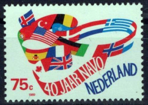 Netherlands 743 MNH NATO Flags Zayix Stamps 0225S0131M