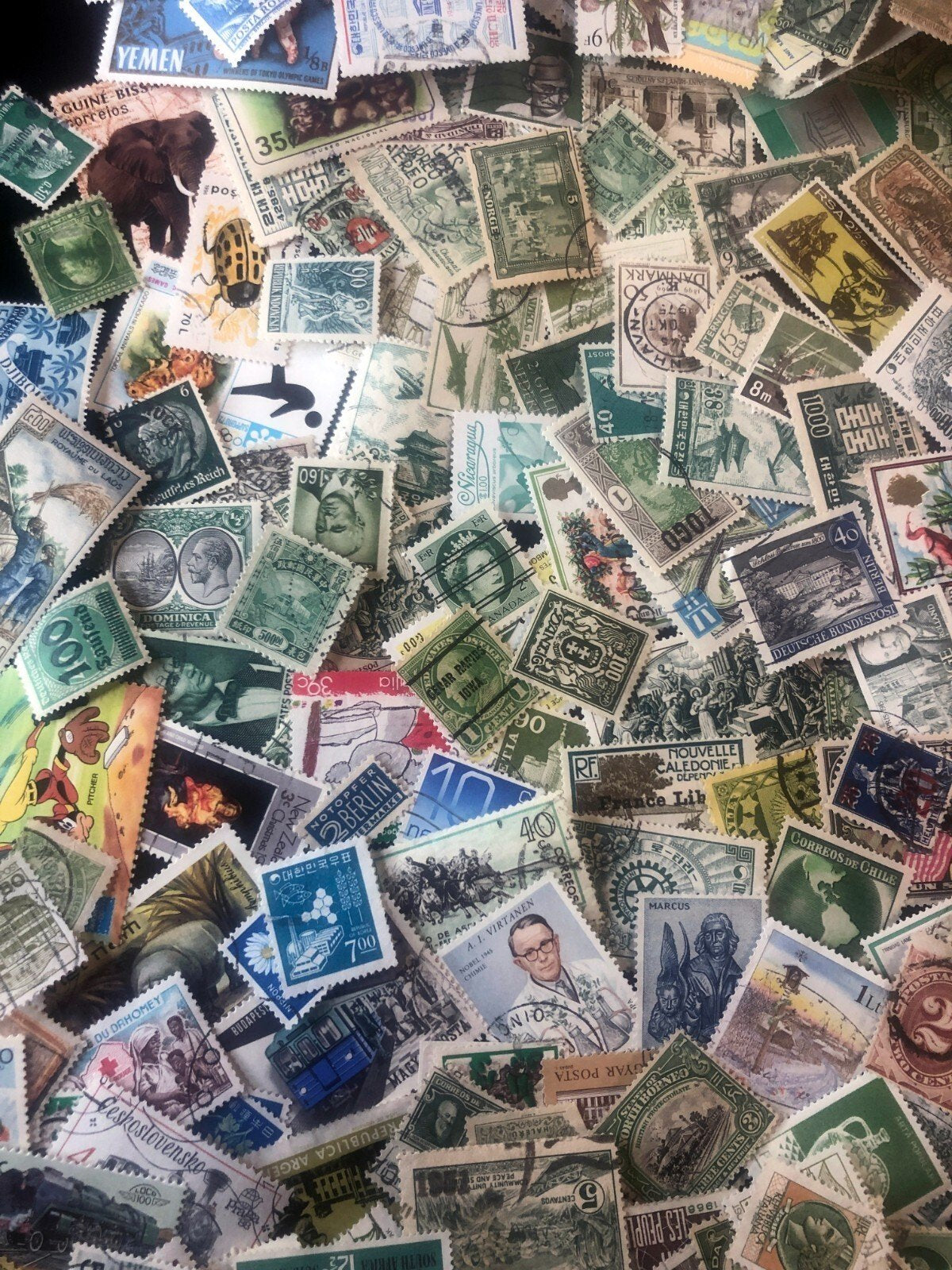 Stamps Collections Lot Worldwide Off Paper 2.8 oz (80g) Mixture Kiloware ZAYIX