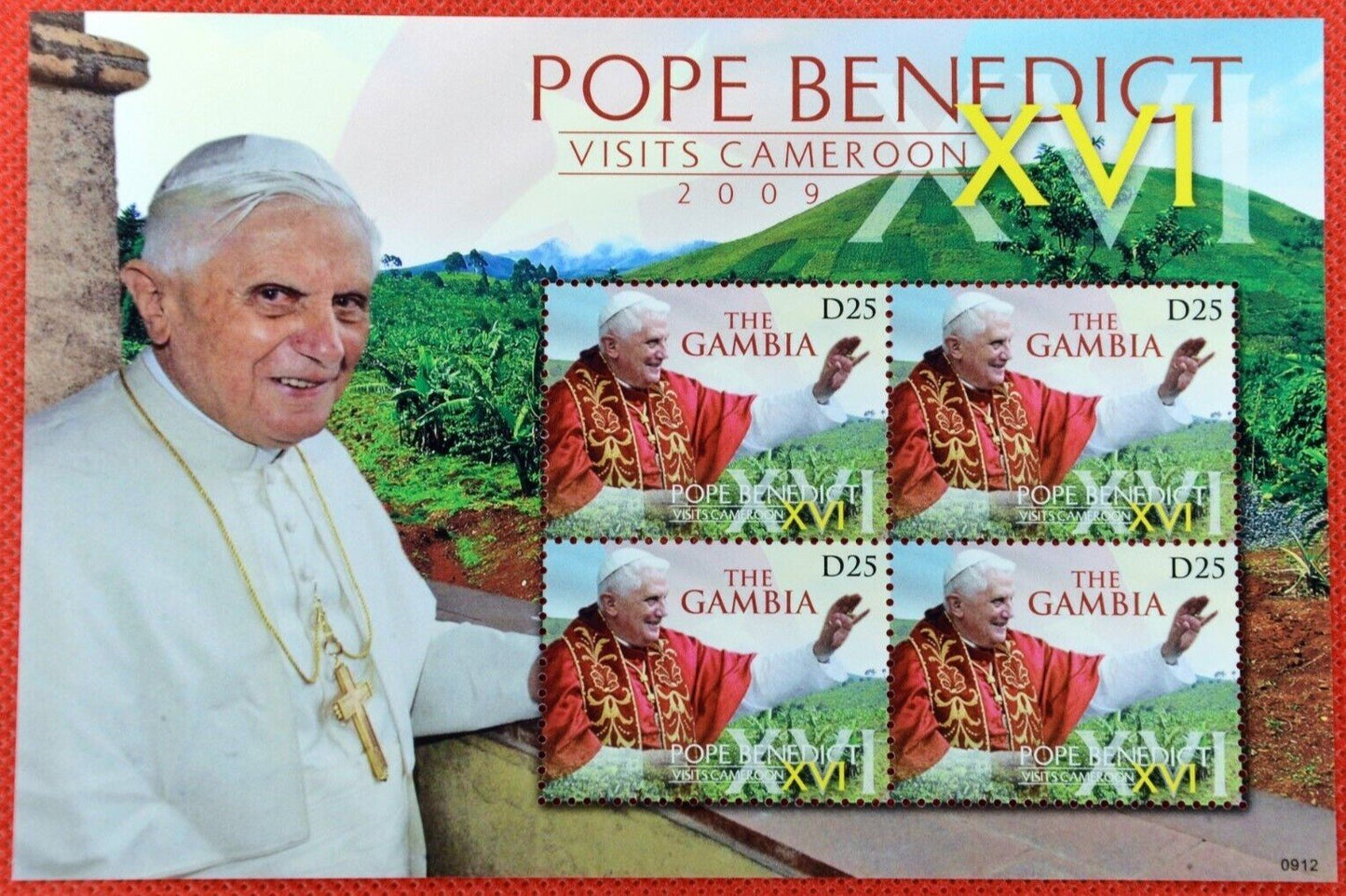 Gambia 3192 MNH Pope Benedict XVI souvenir sheet 0209AM07M