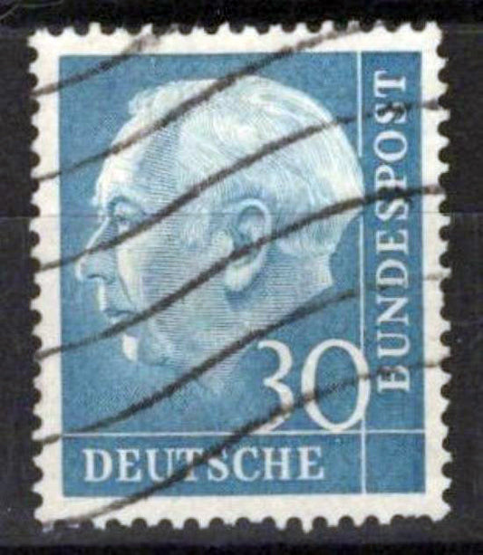 Germany 712 used 30pf President Heuss definitive ZAYIX 0224S0293M