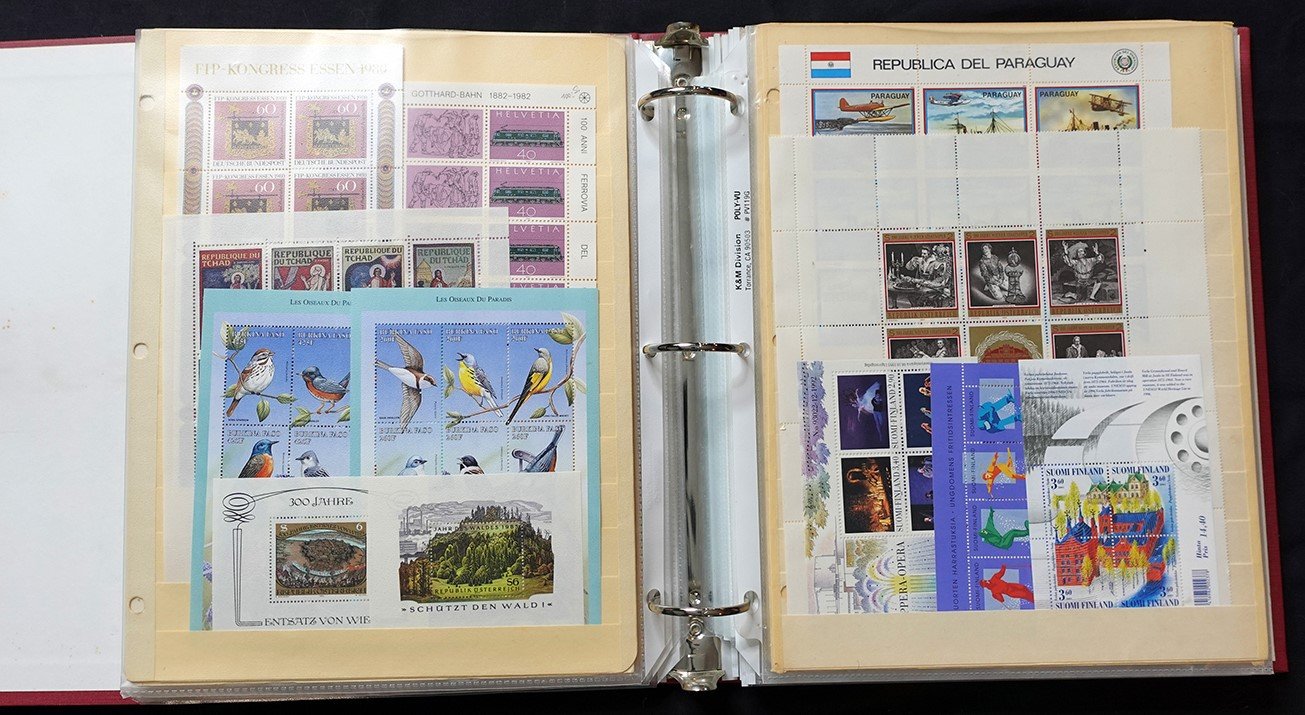 Topical Worldwide Souvenir & Mini Sheet Collection Zayix Stamps 0425-C0002