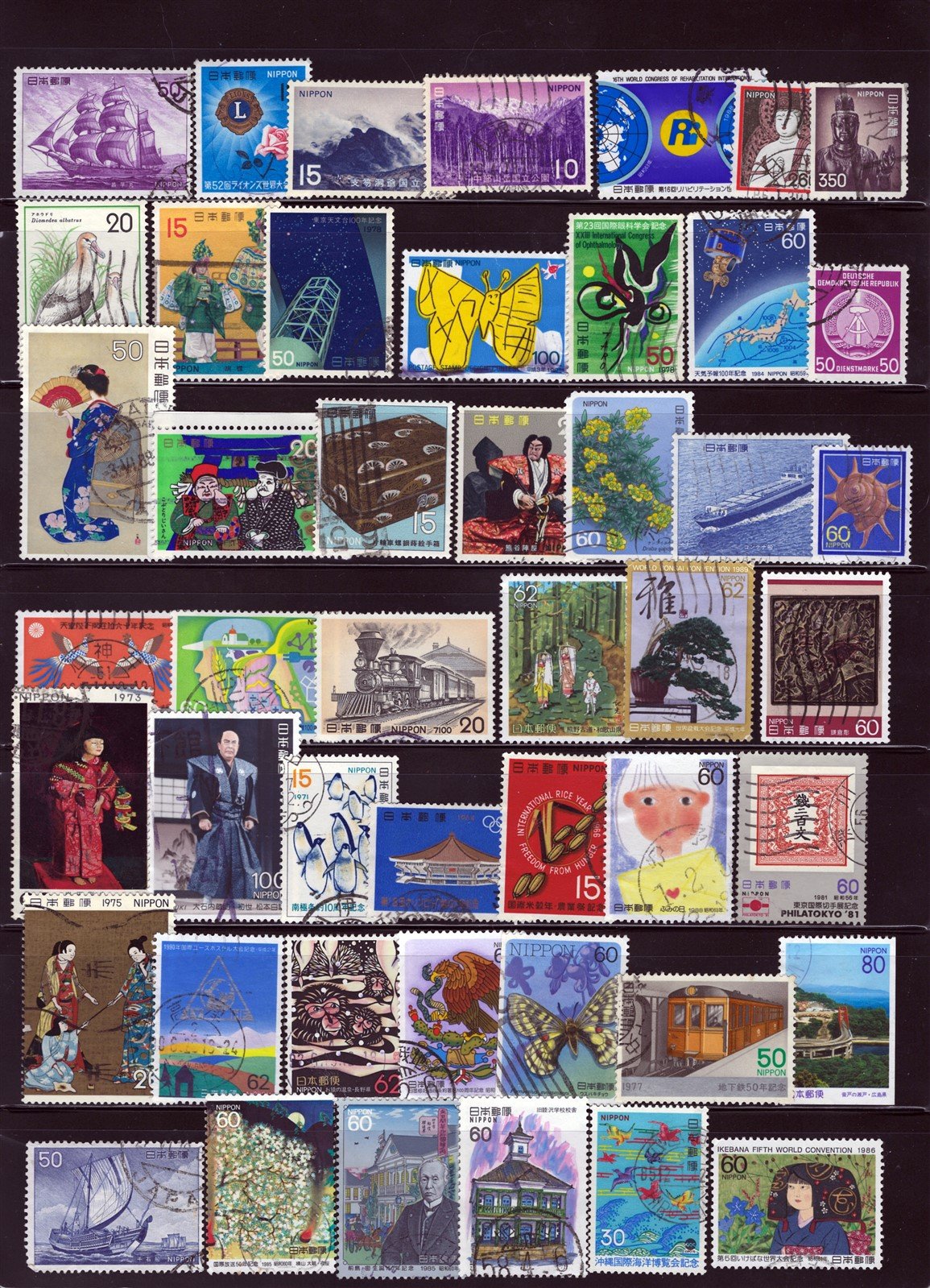 Japan Used Collection of 337 Different Stamps on 7 Stock Pages ZAYIX 0525L0006