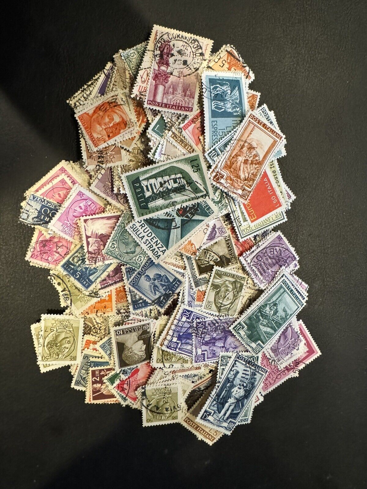 Italy Horde Off Paper Kiloware Mix 100s of Stamps 1.0 oz ZAYIX 1024M0100