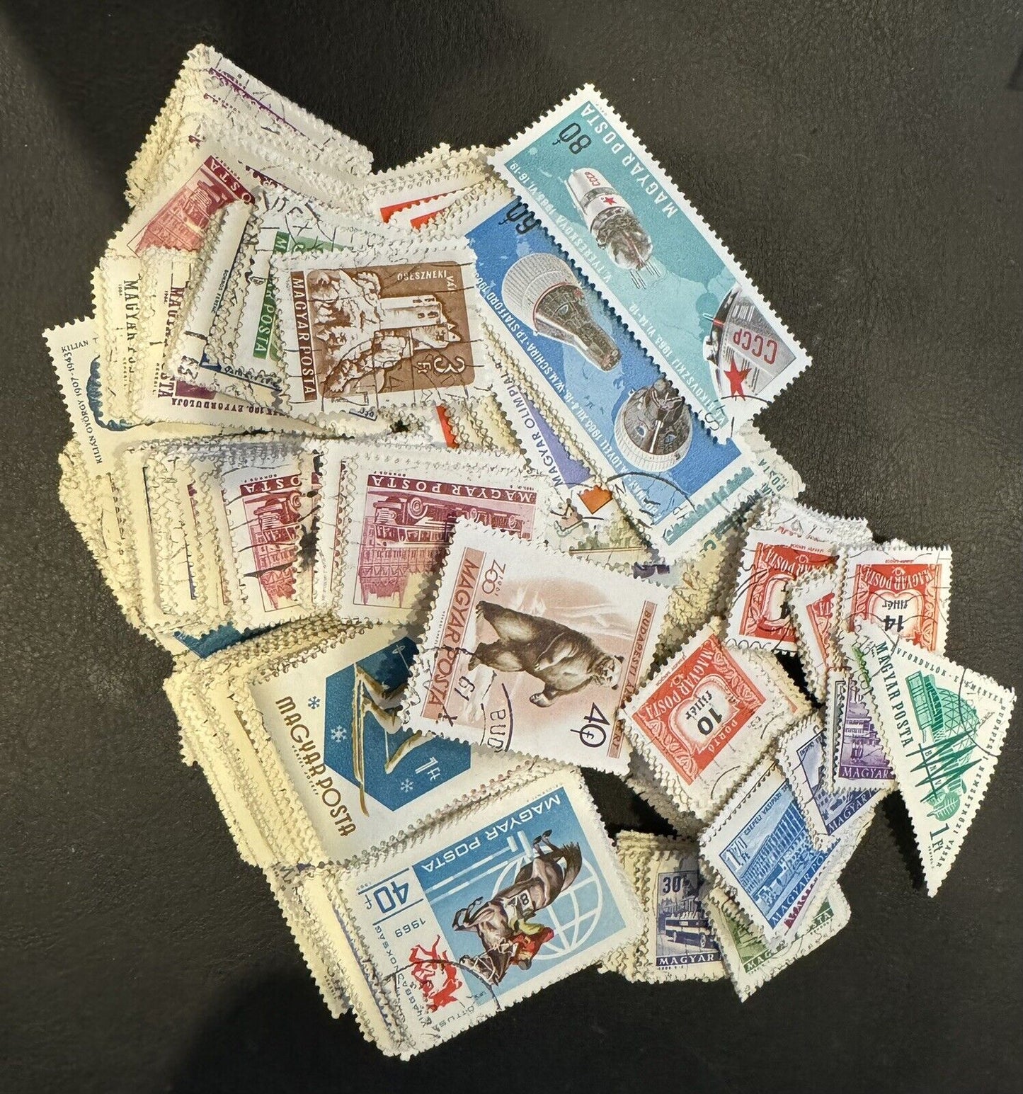 Hungary Horde Off Paper Kiloware Mix 100s of Stamps 2.4 oz ZAYIX 1024M0099