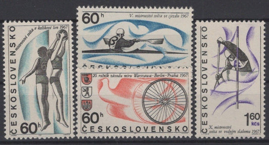 Czechoslovakia 1467-1470 MNH Sports Games Basketball ZAYIX STAMPS 0425S0184