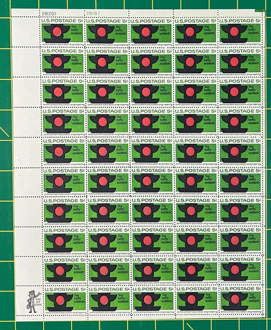 US 1272 MNH Sheet 5 Cent Traffic Safety Signal ZAYIX 0825L1561