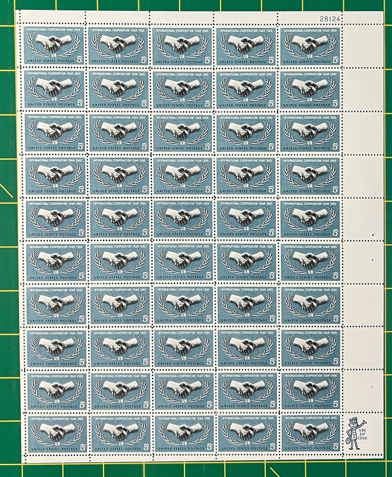 US 1266 MNH Sheet 5 Cent United Nations Cooperation Yr ZAYIX 0825L1562