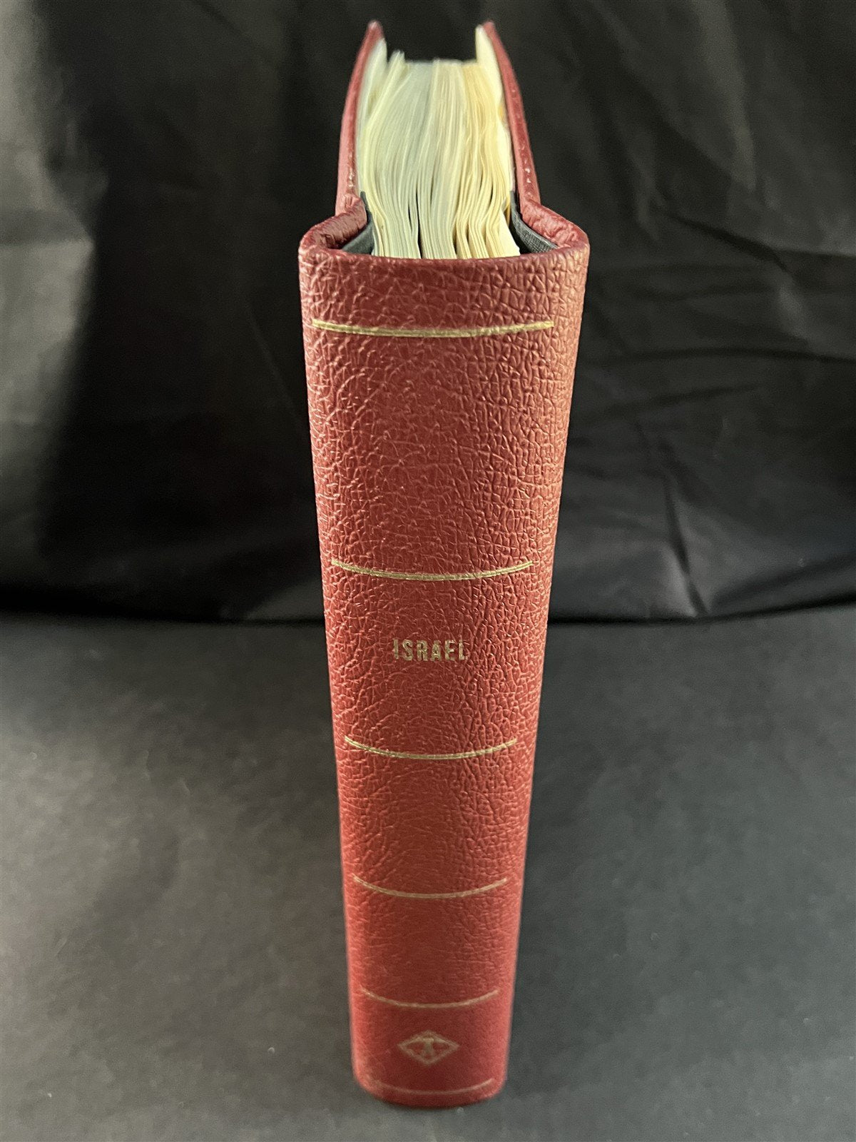 Israel Collection of 980 Stamps in a Lighthouse Hingeless Album ZAYIX 0825G3941