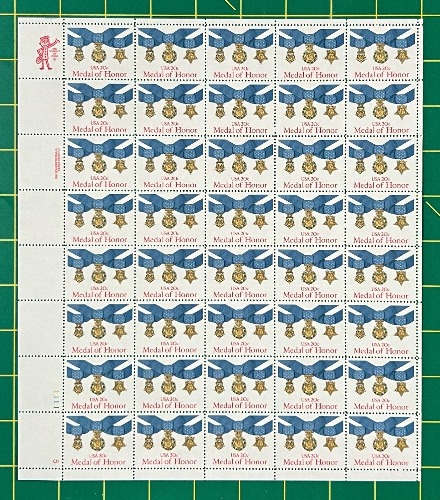 US 2045 Mint Sheet (MNH) Medal Of Honor 20-Cent 1983 ZAYIX