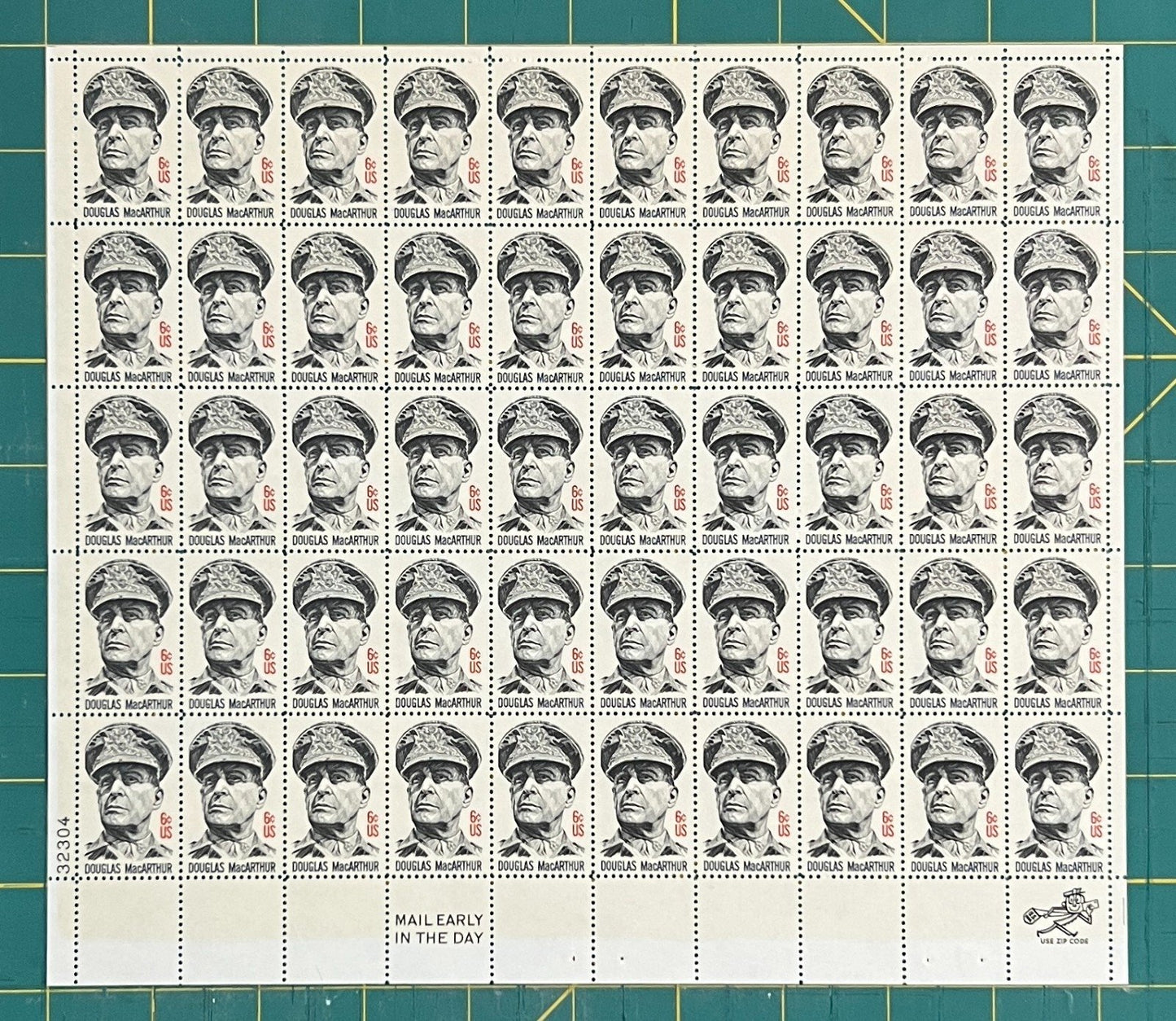 US 1424 Mint Sheet (MNH) General Douglas MacArthur 6-Cent 1971 ZAYIX