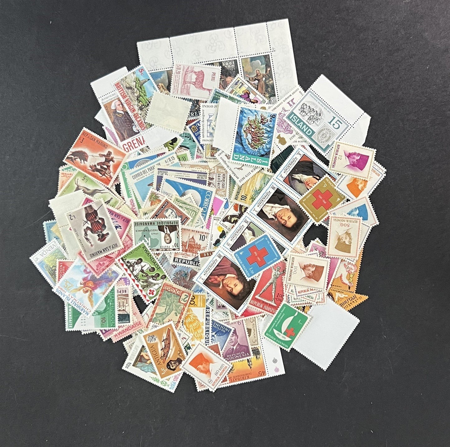 Mint Worldwide Stamp Mixture Unchecked Off Paper Lot Kiloware 1 oz/28g ZAYIX