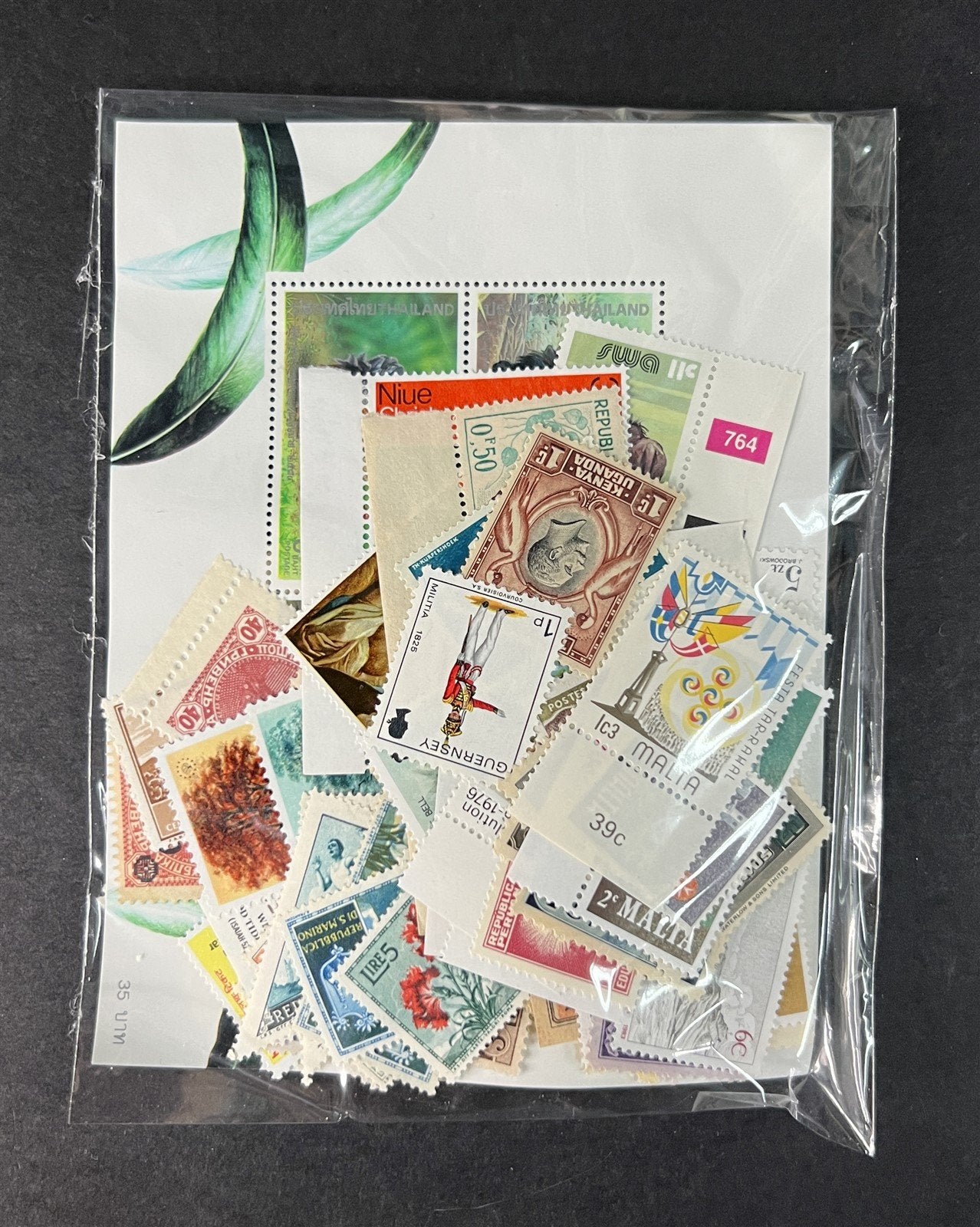 Mint Worldwide Stamp Mixture Unchecked Off Paper Lot Kiloware 1 oz/28g ZAYIX