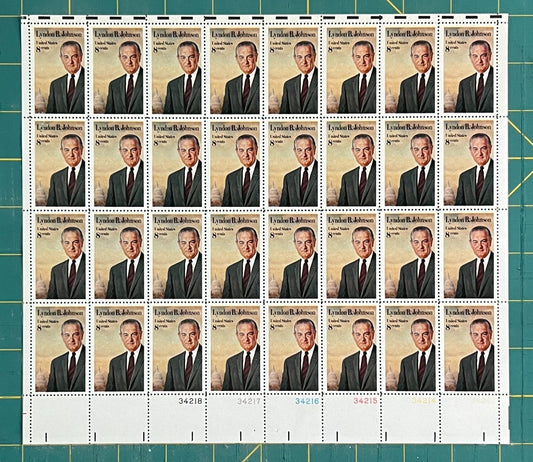 US 1503 Mint Sheet (MNH) Lyndon B Johnson (PB12) 8-Cent 1973 ZAYIX