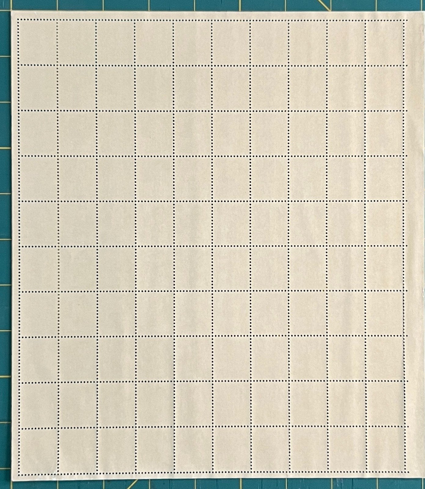 US 1977 13¢ Christmas Rural Mailbox Mint Sheet MNH (Scott 1730, PB10) – ZAYIX