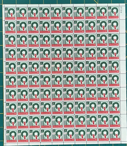 US 1962 4¢ Christmas Wreath Mint Sheet MNH (Scott 1205) ZAYIX