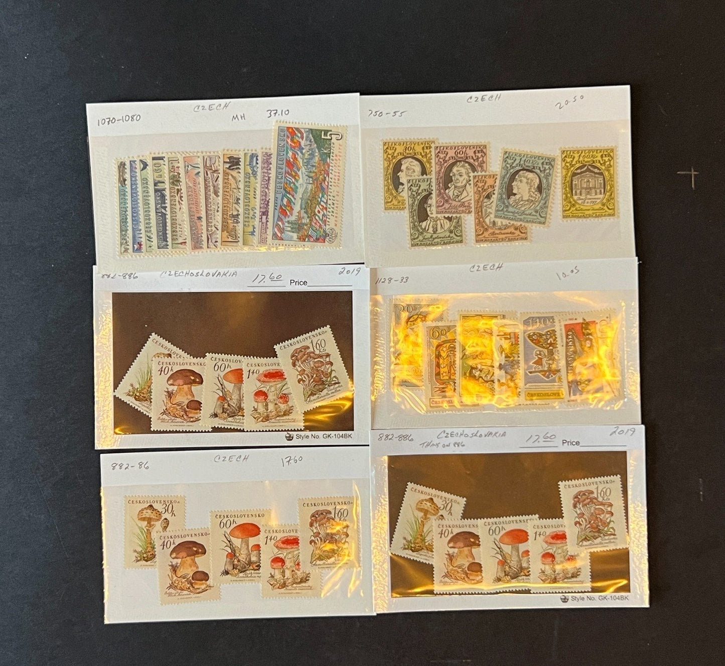 Czechoslovakia Stamp Collection Dealer Cards $687 CV Mint & Used ZAYIX