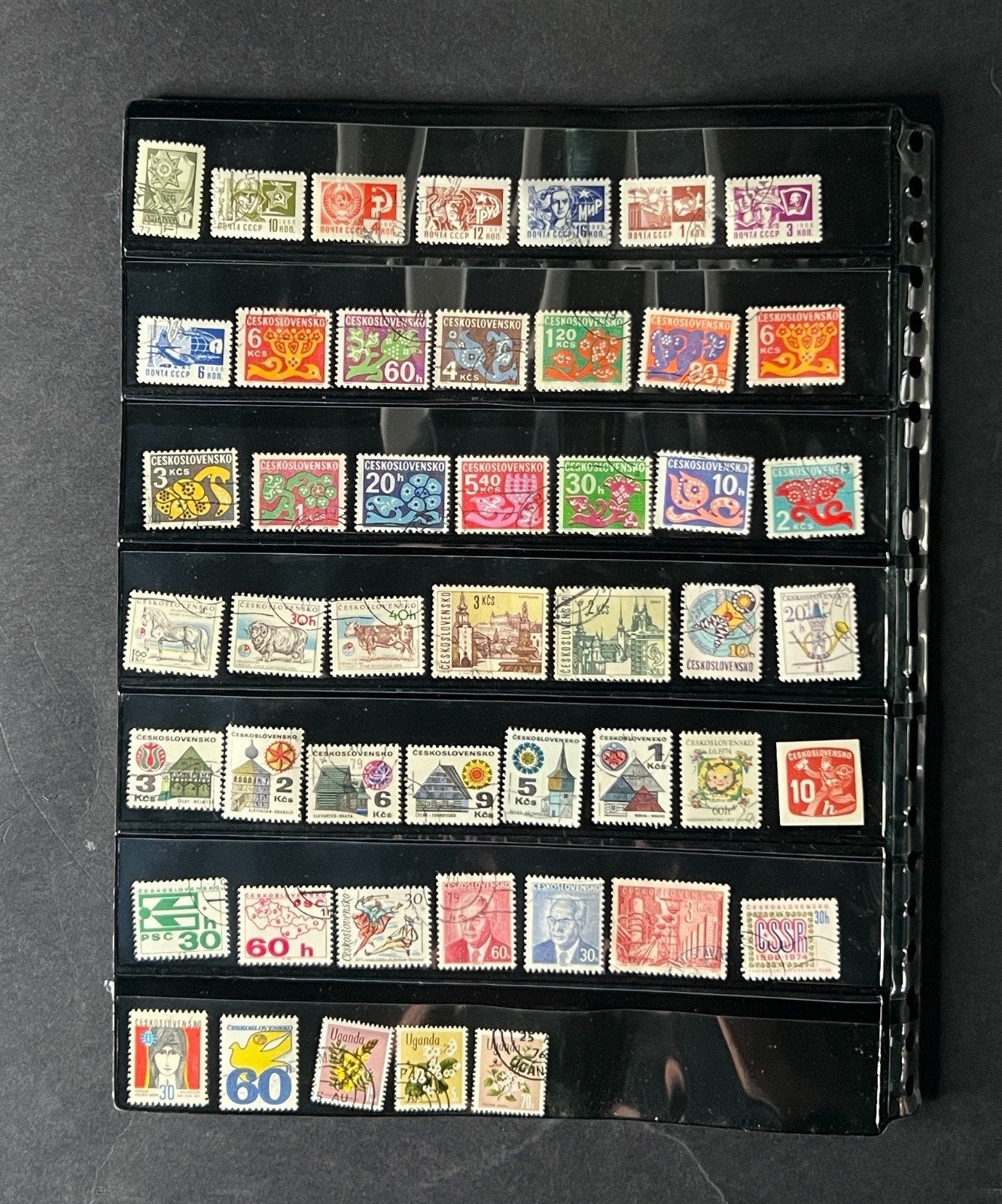 World Stockbook Stamp Collection Hundreds of Stamps Assorted Countries ZAYIX
