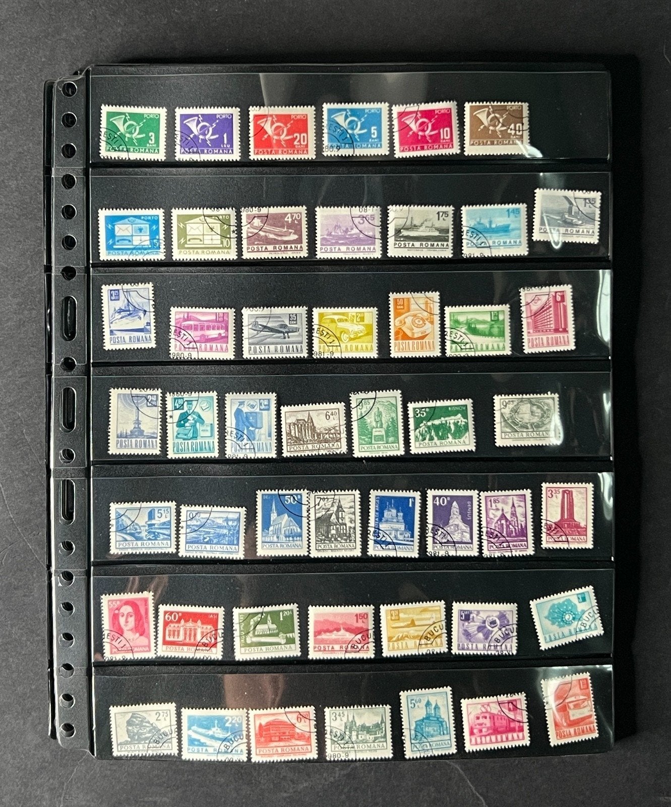 World Stockbook Stamp Collection Hundreds of Stamps Assorted Countries ZAYIX