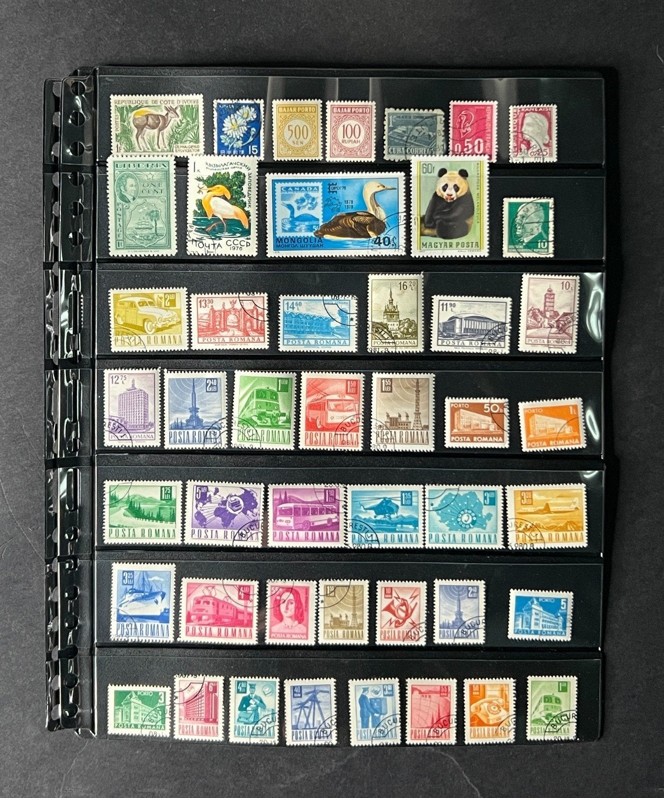 World Stockbook Stamp Collection Hundreds of Stamps Assorted Countries ZAYIX