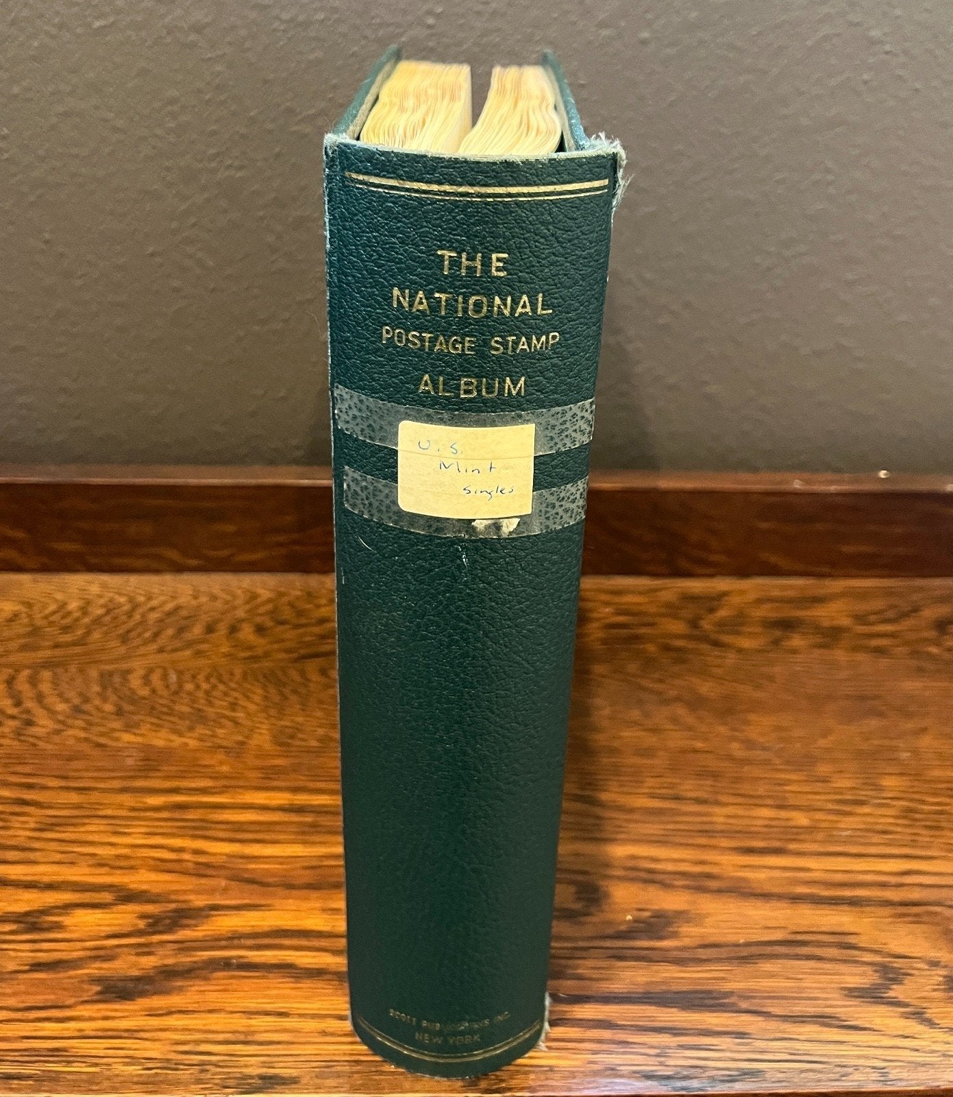 US Mint Stamp Collection 2 Albums 1916-1980 MNH & LH Hundreds of Stamps ZAYIX