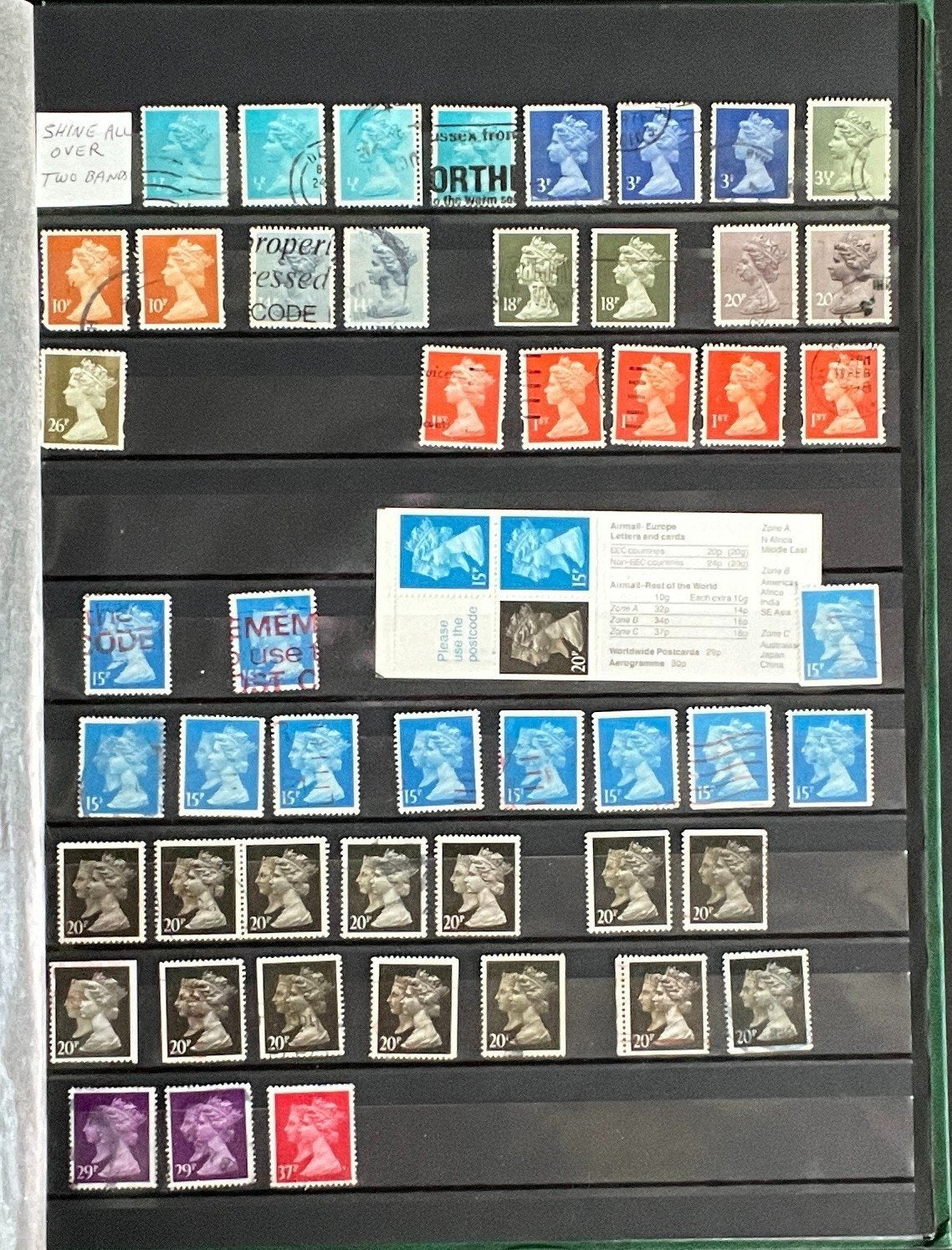 Machin Stamp Collection Stock Book Hundreds of Stamps Mint & Used ZAYIX