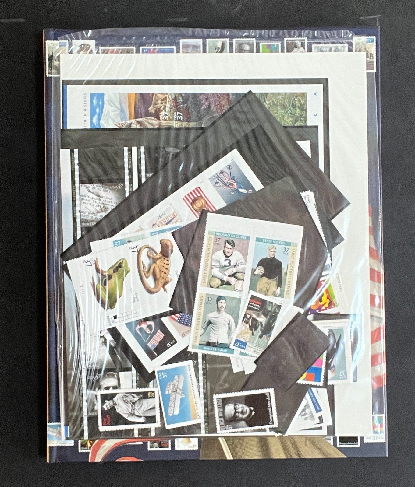 United States The 2003 Commemorative Stamp Yearbook Hard Cover Mint Sets ZAYIX