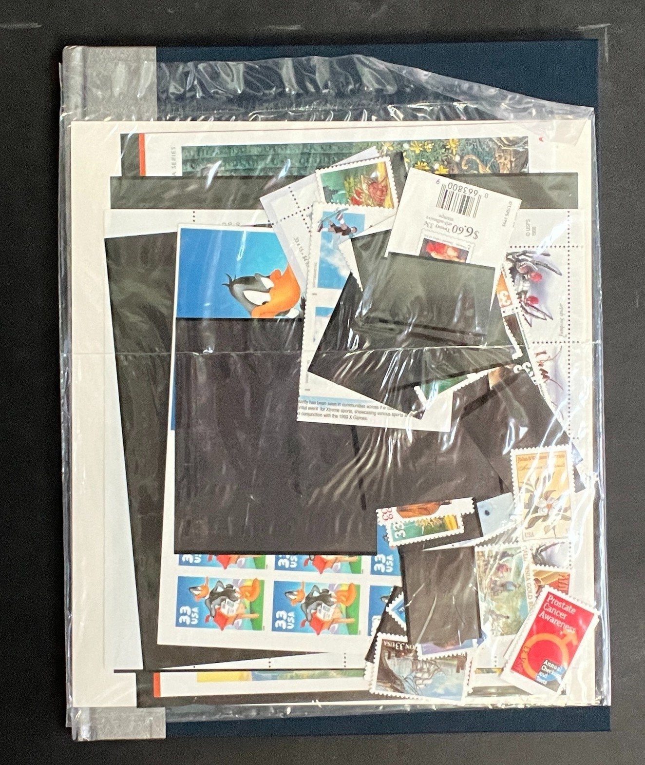 United States The 1999 Commemorative Stamp Yearbook Hard Cover Mint Sets ZAYIX