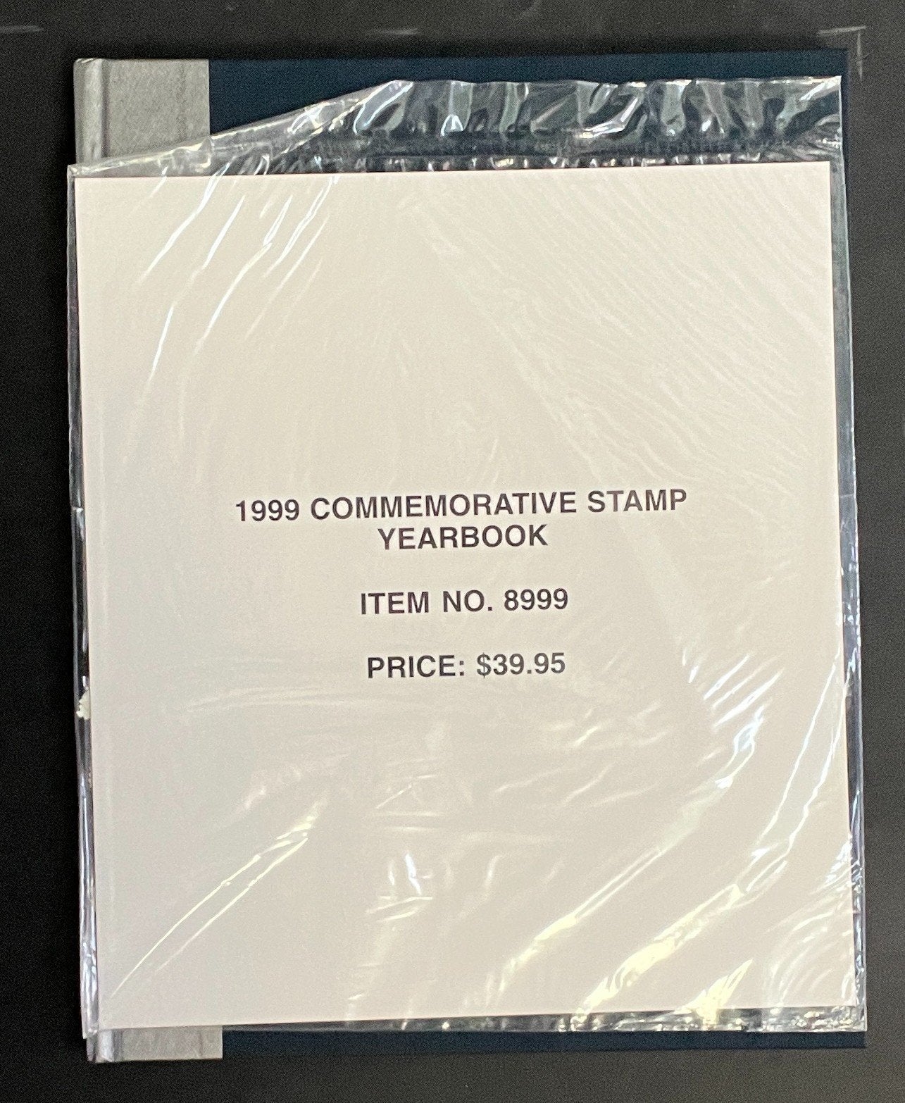 United States The 1999 Commemorative Stamp Yearbook Hard Cover Mint Sets ZAYIX