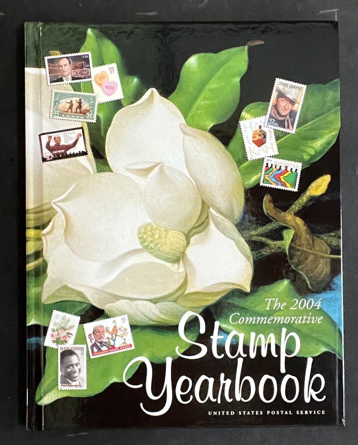 United States The 2004 Commemorative Stamp Yearbook Hard Cover Mint Sets ZAYIX