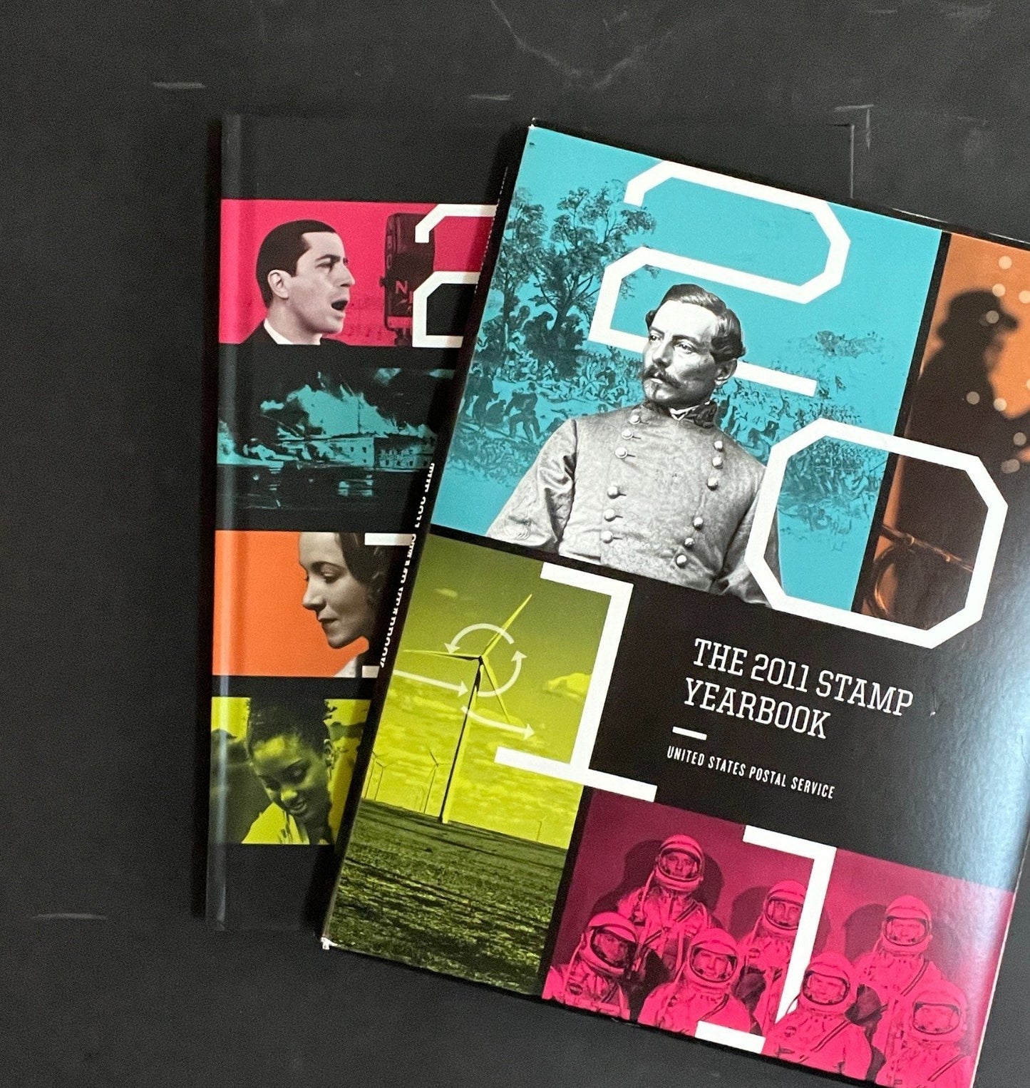 United States The 2011 Commemorative Stamp Yearbook Hard Cover Mint Sets ZAYIX