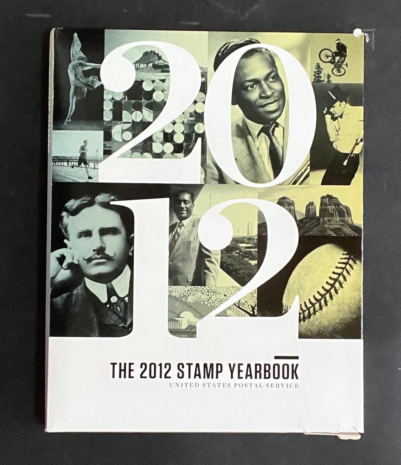 United States The 2012 Commemorative Stamp Yearbook Hard Cover Mint Sets ZAYIX
