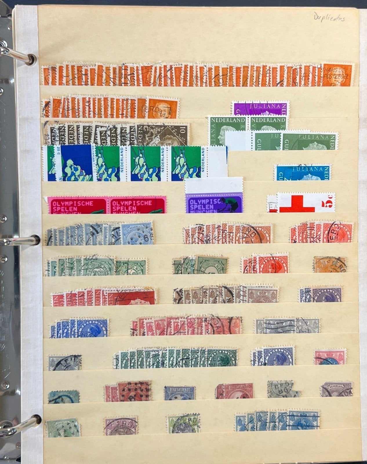 World Wide Stamp Collection 32 Stock Book Pages Hundreds of Stamps ZAYIX