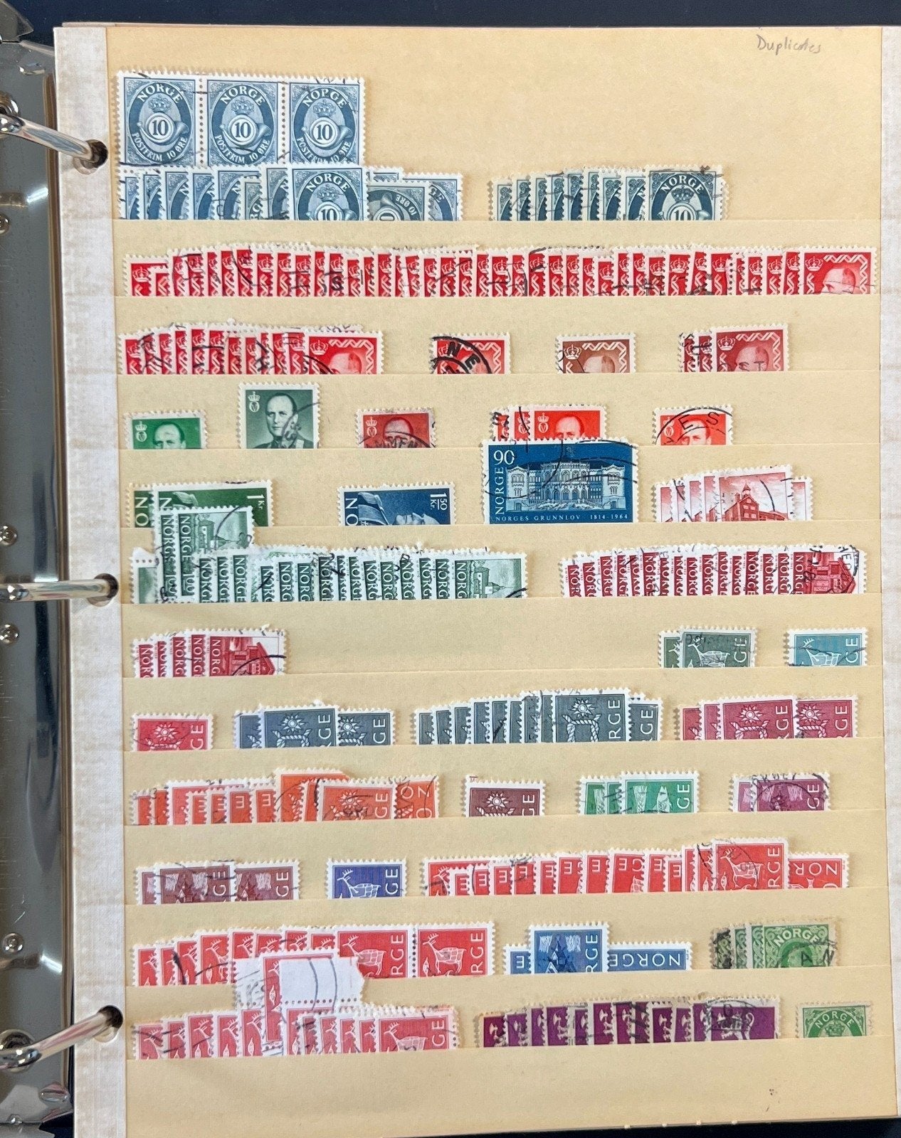 World Wide Stamp Collection 32 Stock Book Pages Hundreds of Stamps ZAYIX