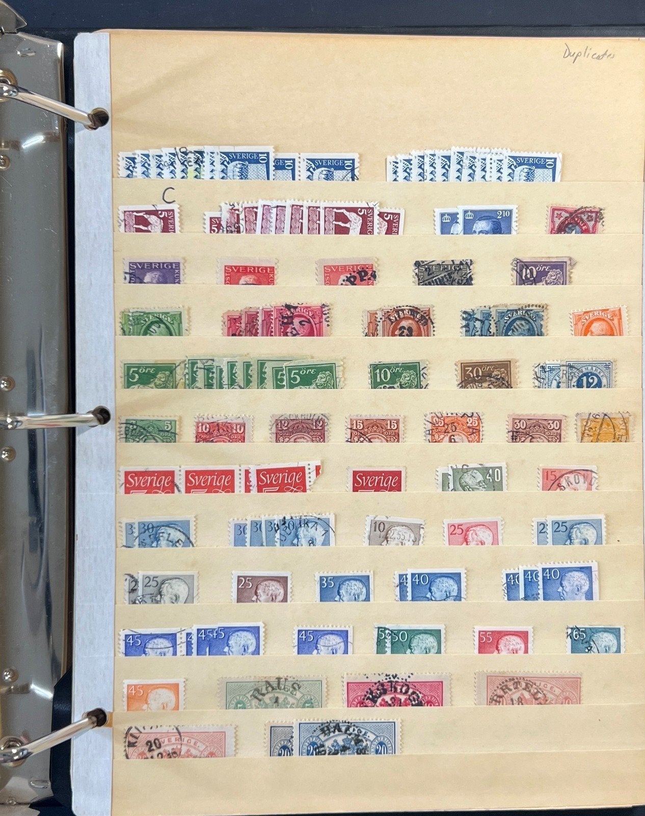 World Wide Stamp Collection 32 Stock Book Pages Hundreds of Stamps ZAYIX