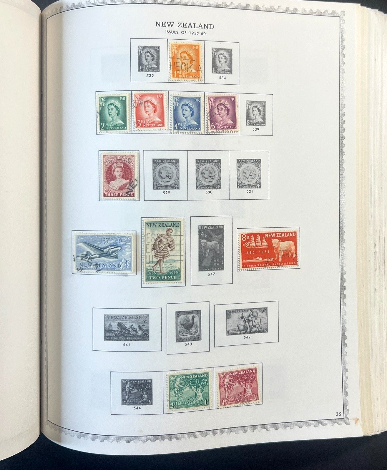 Australia & New Zealand Stamp Collection Minkus Specialty Album Used ZAYIX