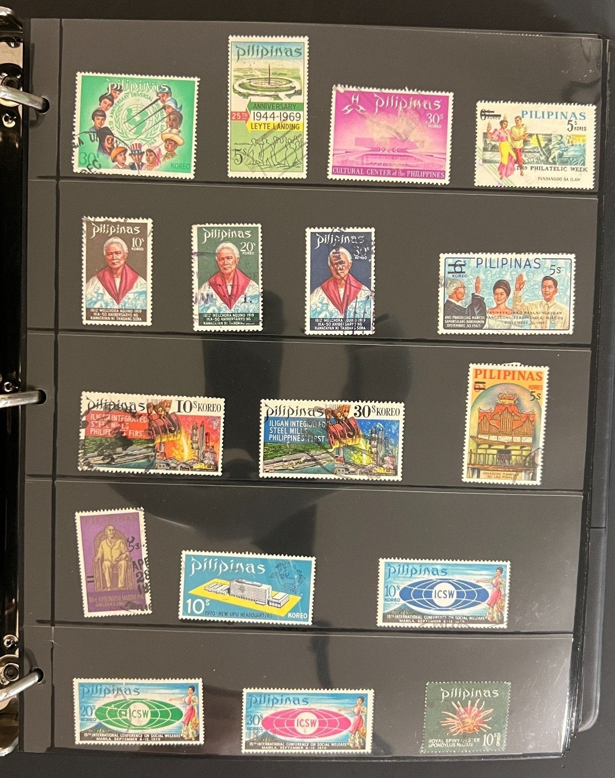 World Wide Stamp Collection Stock Book Mint & Used Hundreds of Stamps ZAYIX