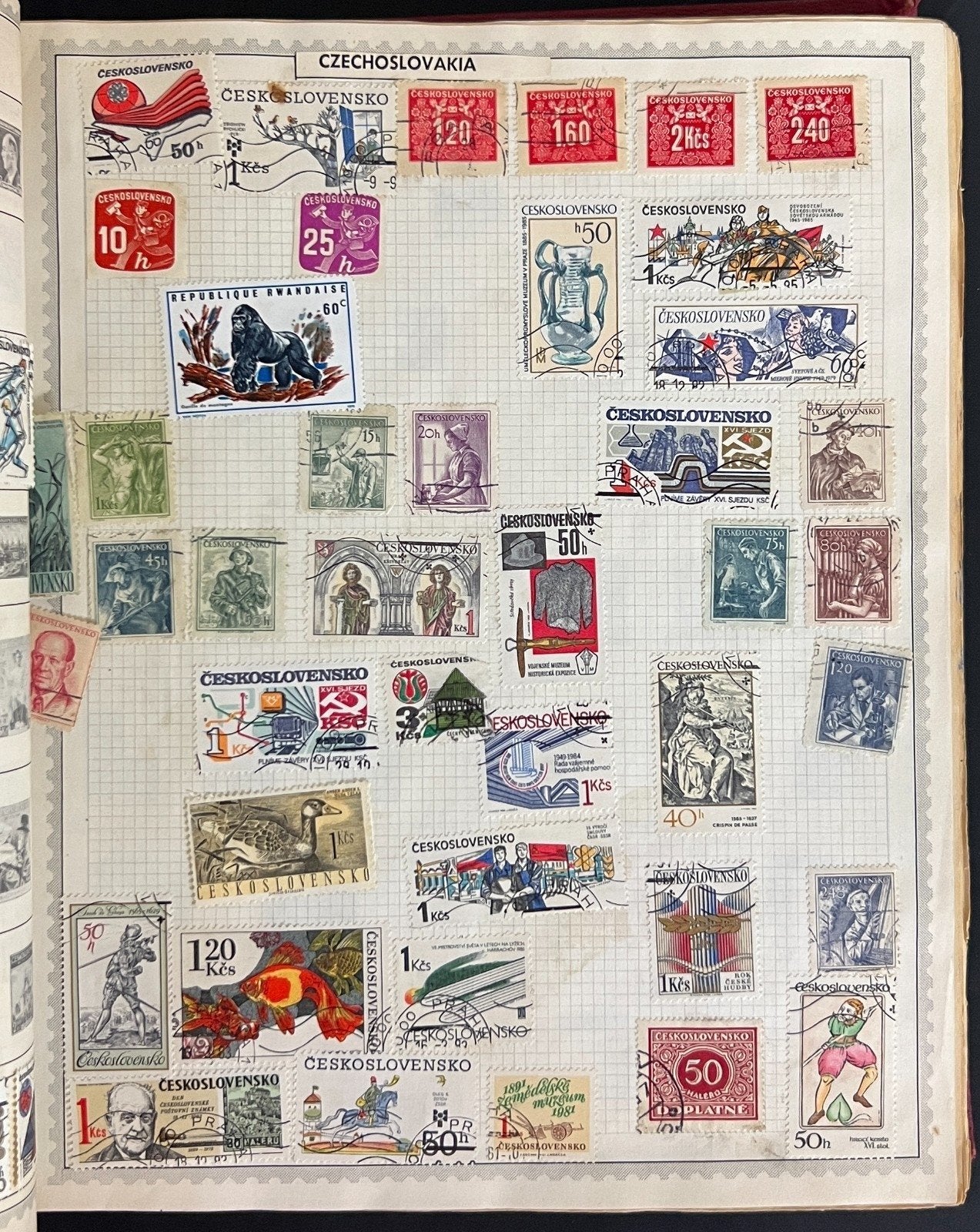 World Wide Postage Stamp Collection Album Hundreds of Stamps Used ZAYIX