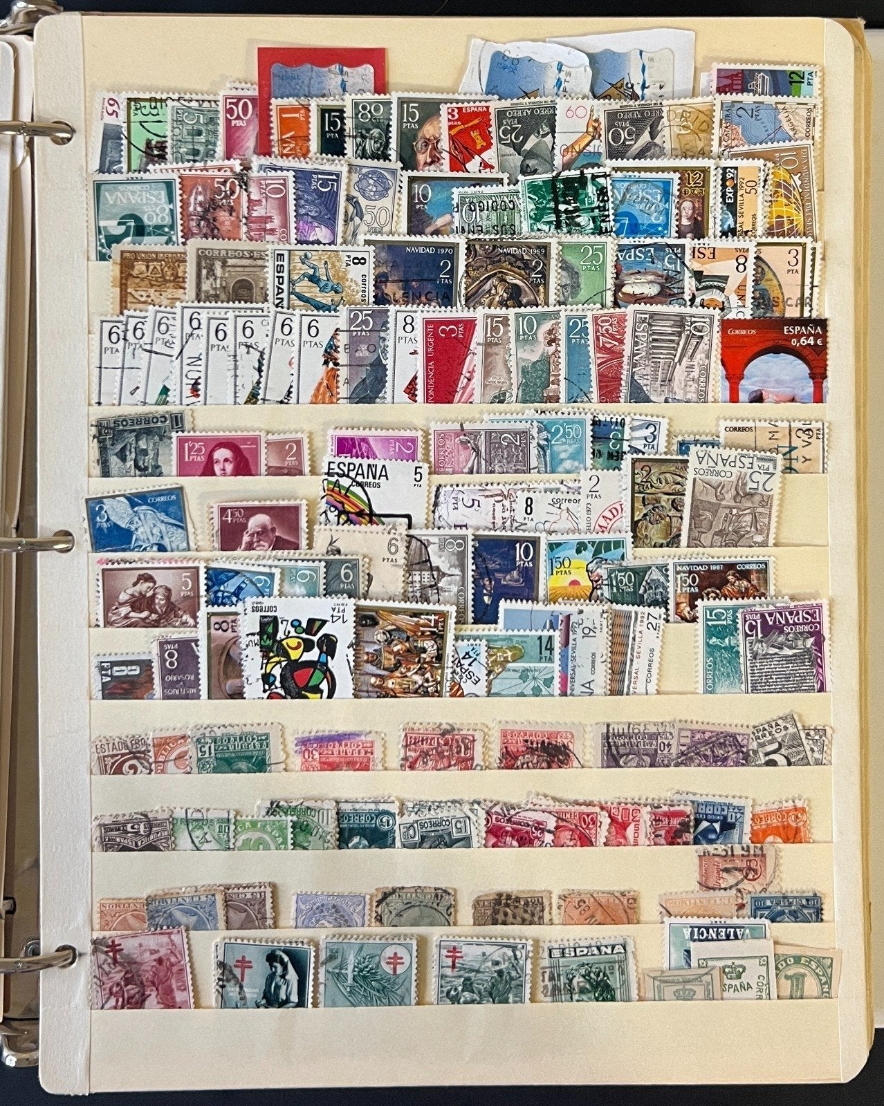 World Wide Stamp Collection 26 Stock Pages Used Thousands of Stamps ZAYIX