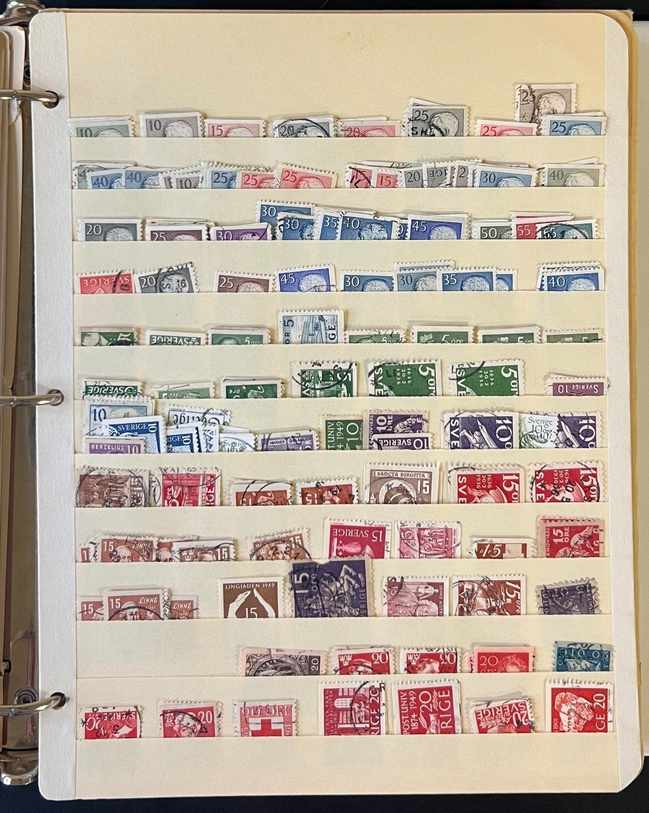 World Wide Stamp Collection 26 Stock Pages Used Thousands of Stamps ZAYIX