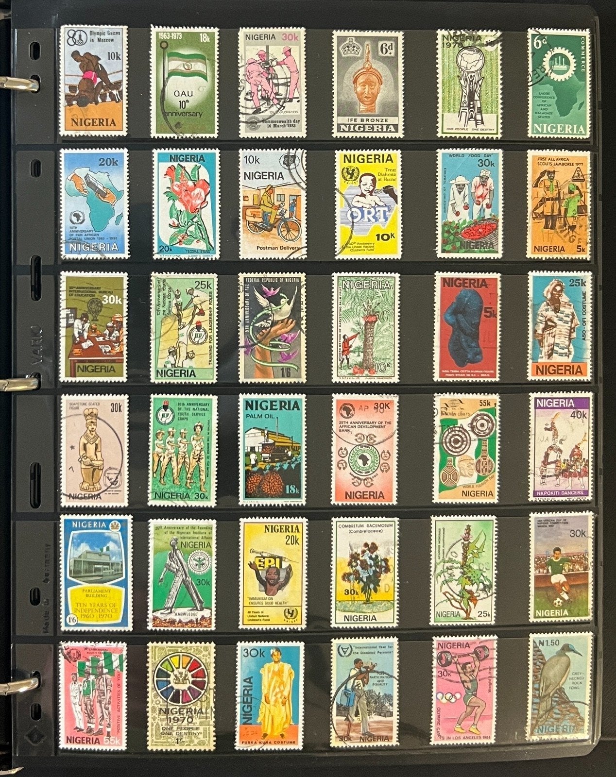 World Wide Stamp Collection 20 Pages Stock Book 500+ Stamps Mint & Used ZAYIX