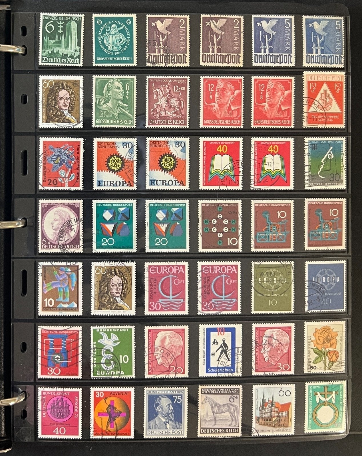 World Wide Stamp Collection 20 Pages Stock Book 500+ Stamps Mint & Used ZAYIX