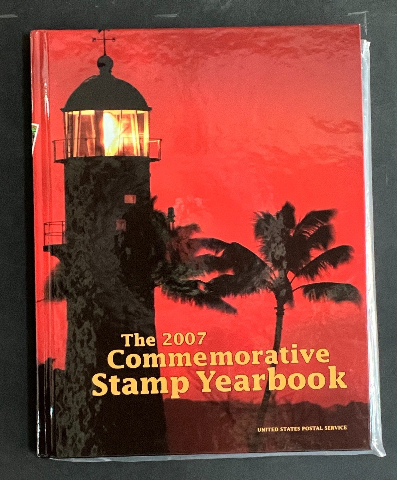 United States 2007 Commemorative Stamp Yearbook Hard Cover Mint Sets ZAYIX